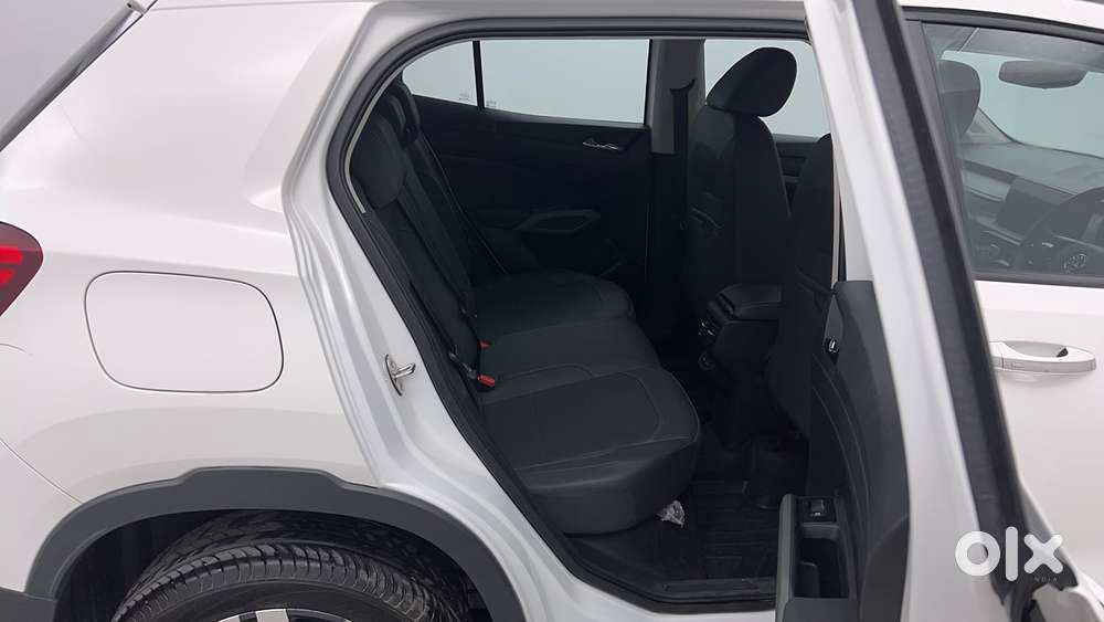 Skoda Kylaq Prestige, 2026, Petrol