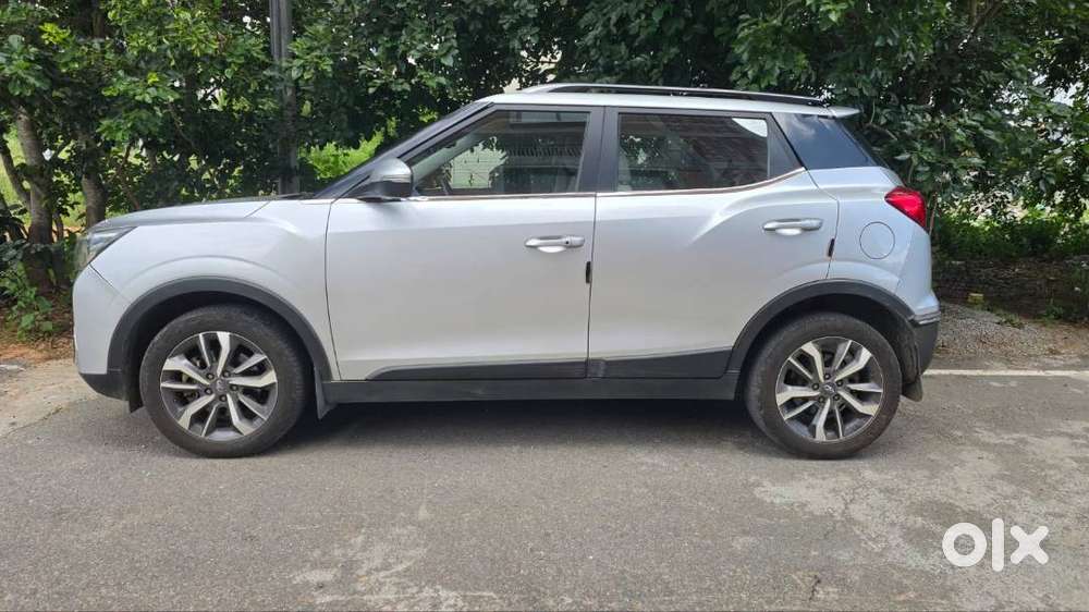 Mahindra Xuv300 2020 Petrol Well Maintained