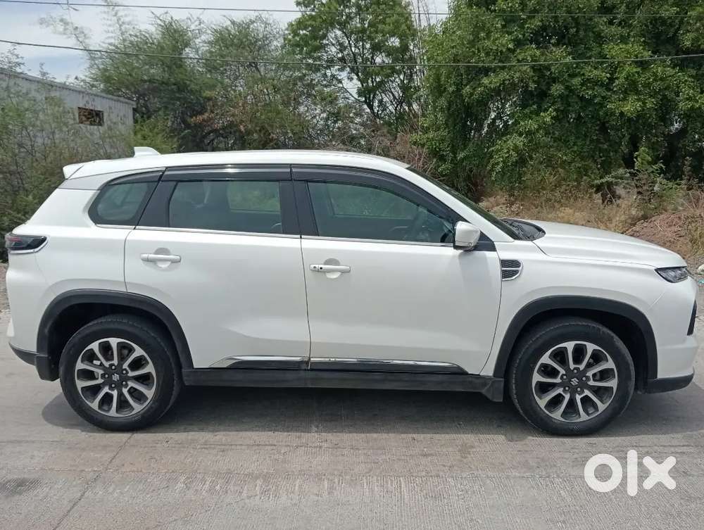 Maruti Suzuki Grand Vitara 2023 Petrol Good Condition