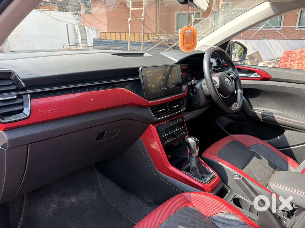 Skoda Kushaq 1.0 Tsi Ambition At, 2023, Petrol