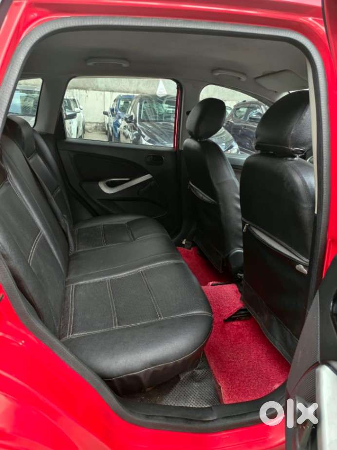 Ford Figo Petrol Zxi, 2010, Petrol