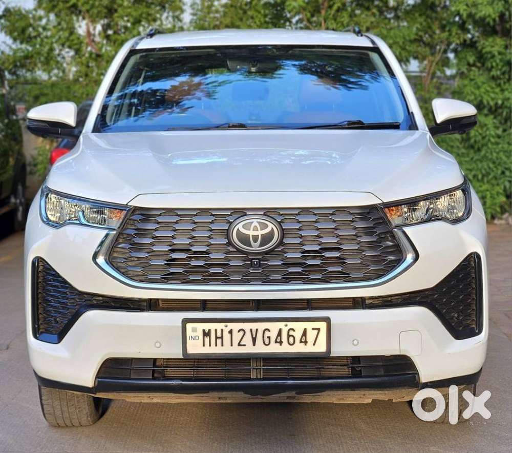 Toyota Innova Hycross 2.0 Vx Hybrid 8 Str, 2023, Petrol