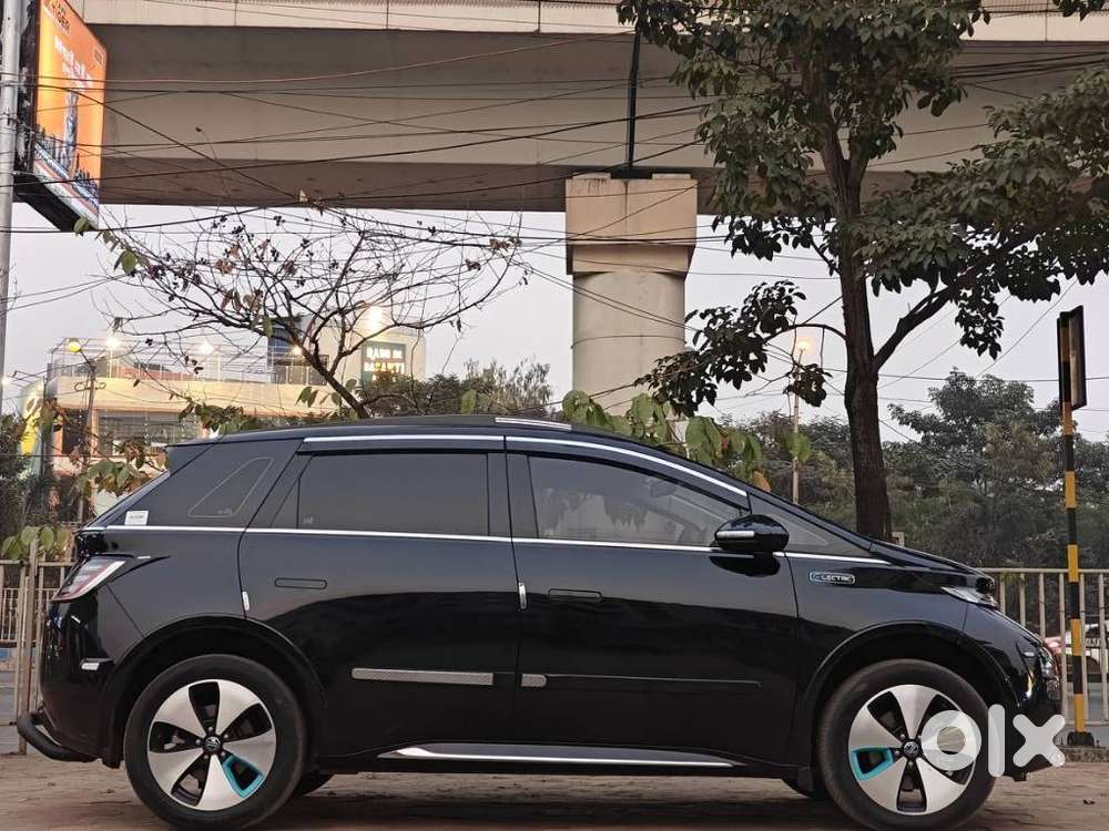 Mg Windsor Ev Essence, 2024, Electric