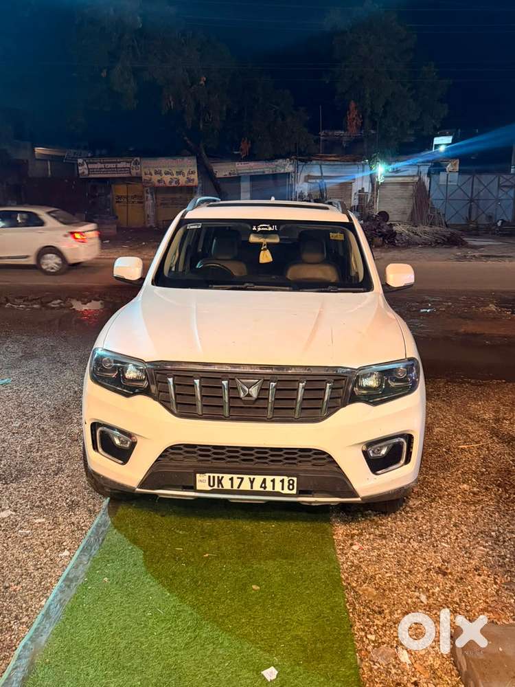 Mahindra Scorpio-n 2025 Z8 Select Manuel Diesel 37000 Km Driven