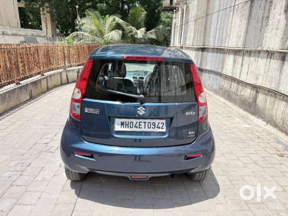 Maruti Suzuki Ritz Zxi, 2011, Petrol