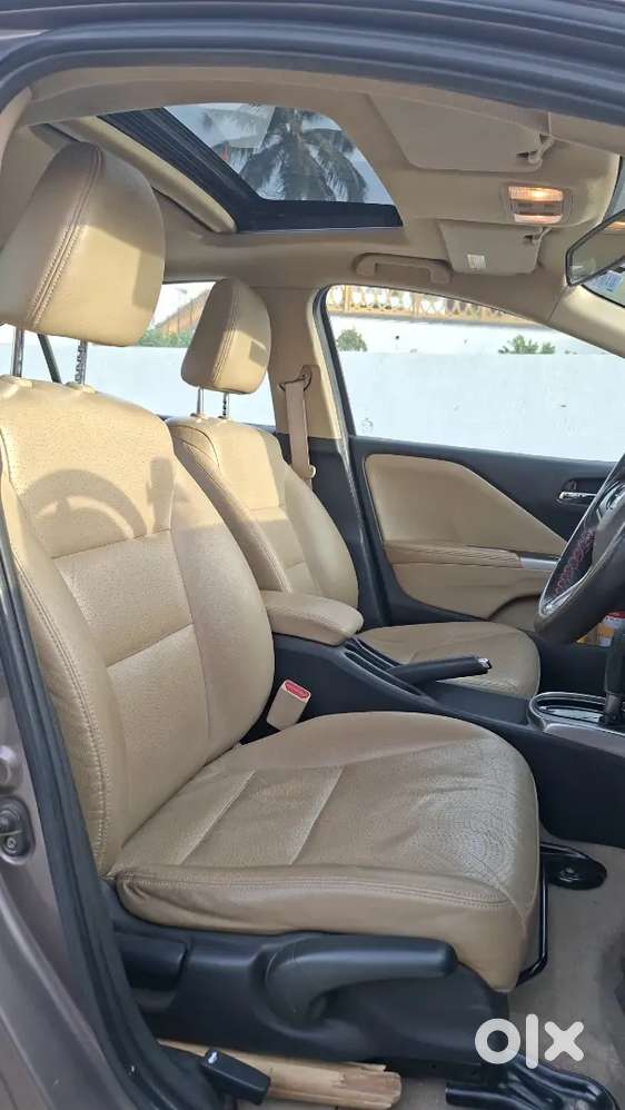 Pristine Honda City Vx Cvt Automatic Petrol + Cng : Mileage With Power