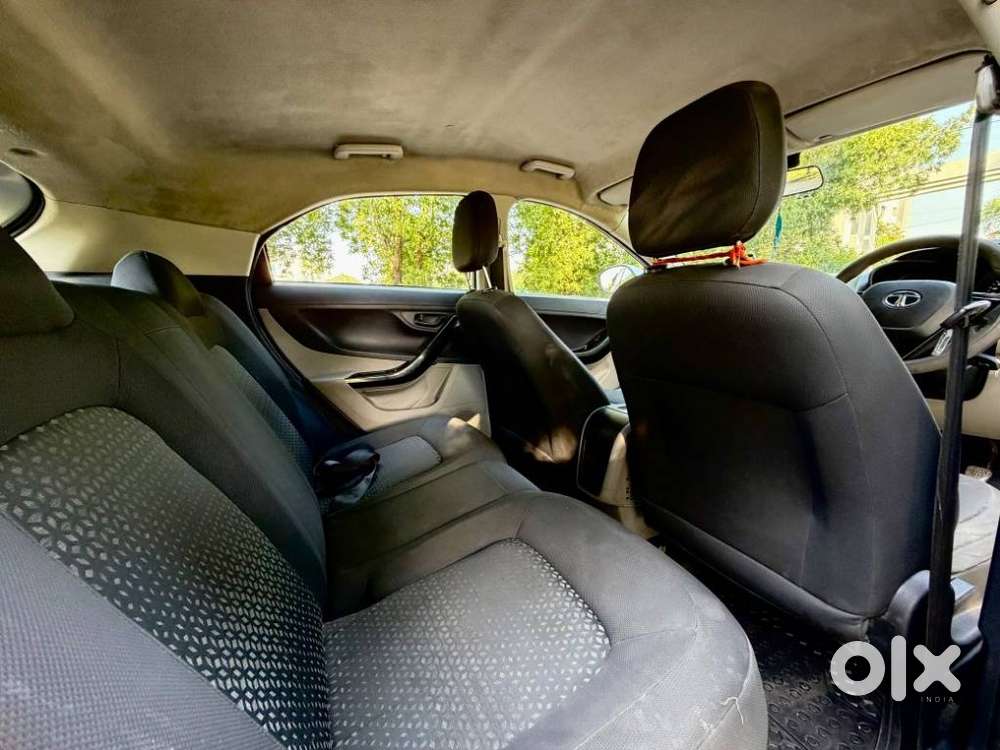 Tata Nexon 1.2 Revotron Xm (s), 2018, Petrol