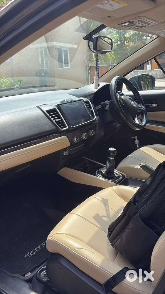 Honda City Zx 2022 Petrol 30000 Km Driven