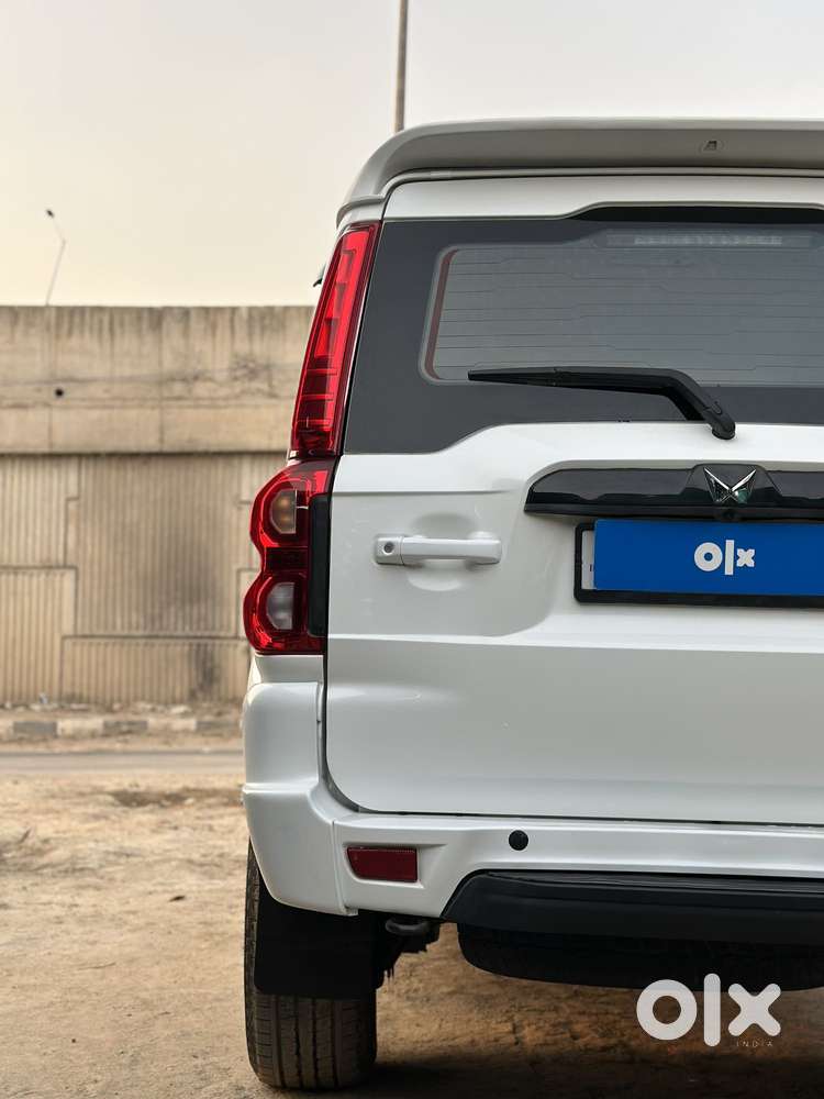 Mahindra Scorpio S6 Plus, 2017, Diesel