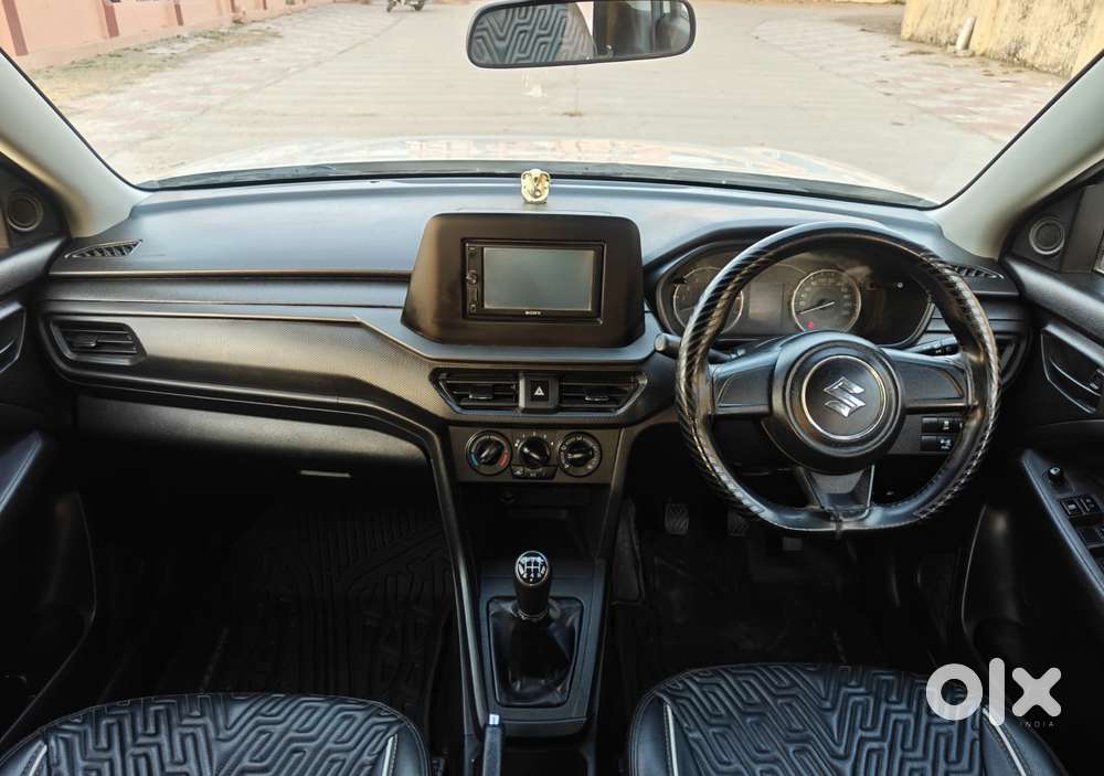 Maruti Suzuki Brezza 1.5 Lxi Cng, 2023, Cng & Hybrids
