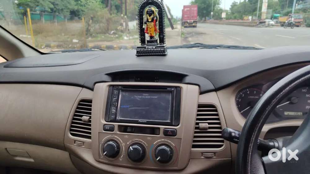 Toyota Innova Hycross 2.0 2015