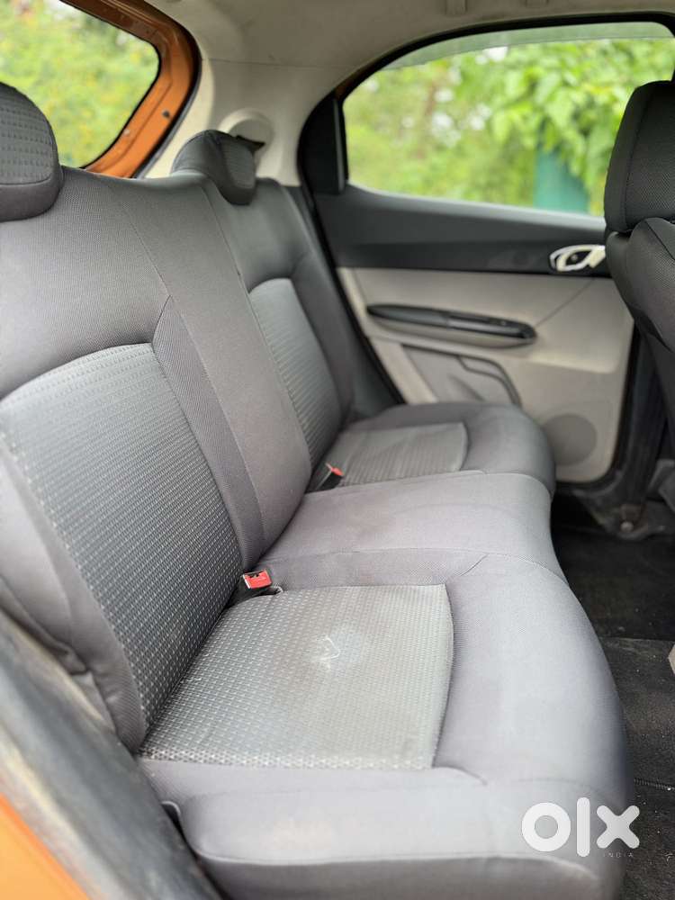 Tata Tiago Xz Opt, 2016, Petrol