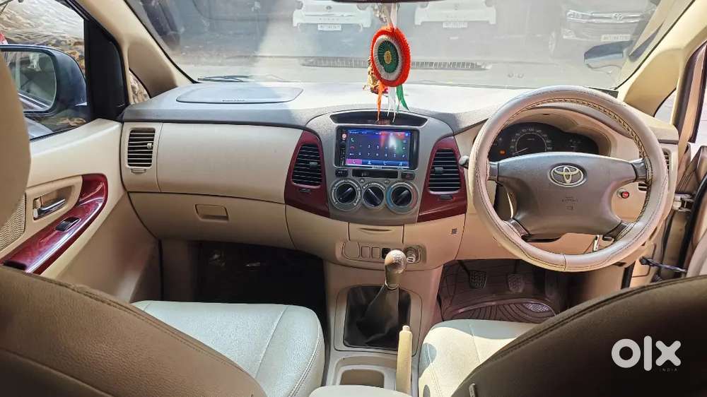 Immaculate Condition Toyota Innova 2.5 V 2006