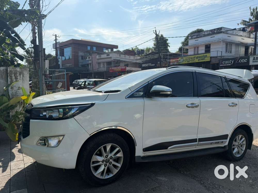 Toyota Innova Crysta 2017 Diesel Automatic
