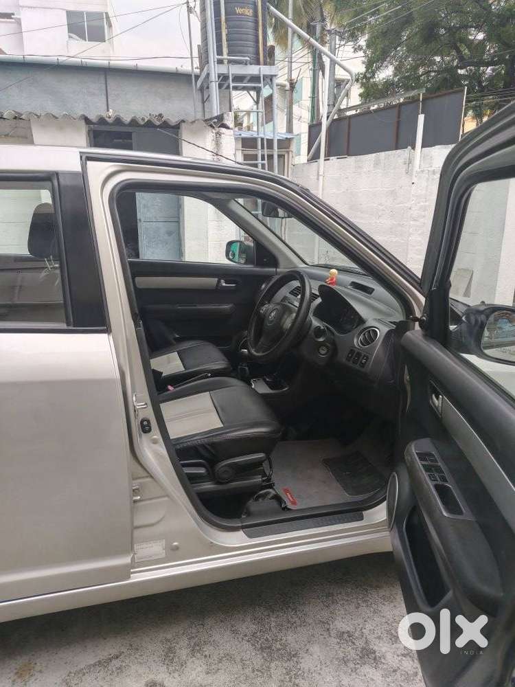 Maruti Suzuki Swift Zxi, 2011, Petrol
