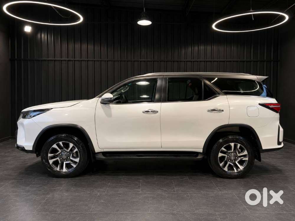 Toyota Fortuner Legender 4x4 At 2.8, 2025, Diesel