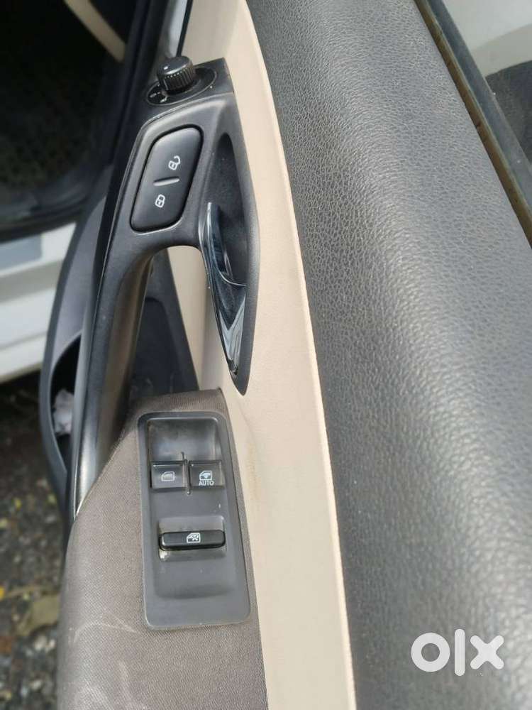 Skoda Rapid Tsi Active 1.0 Mt, 2019, Petrol
