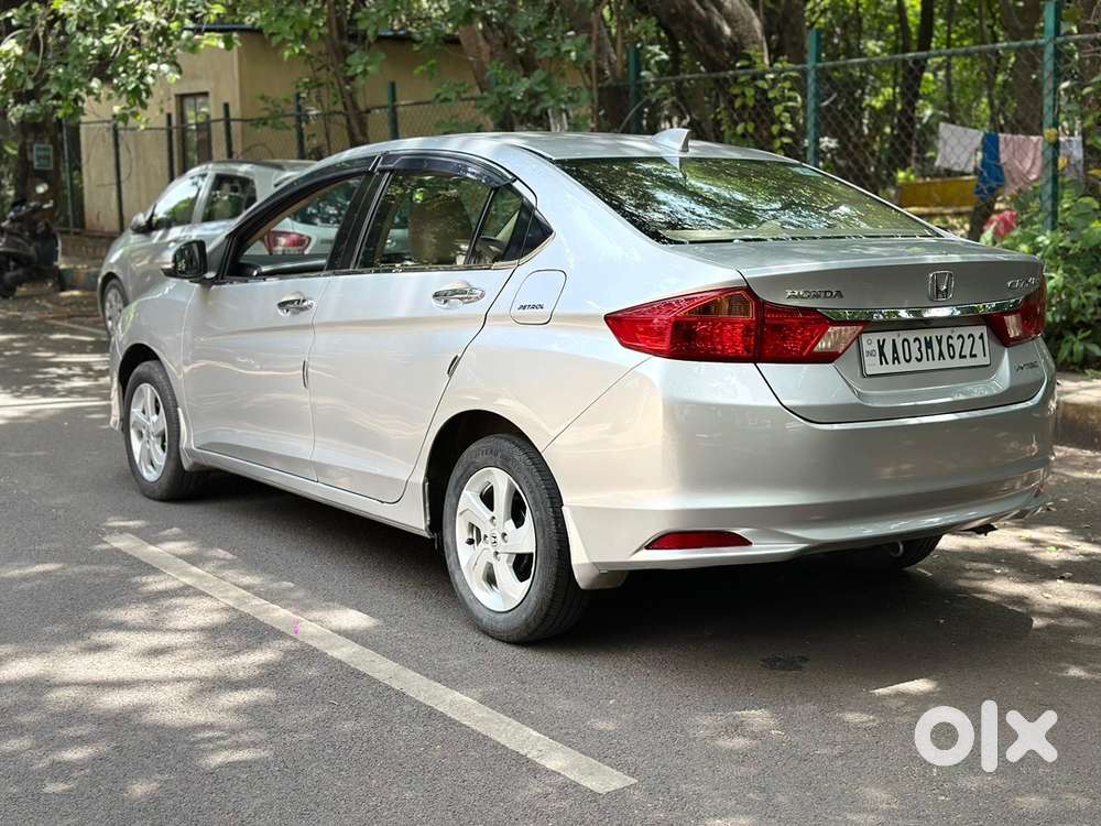 Honda City Petrol 2016 Sunroof Car