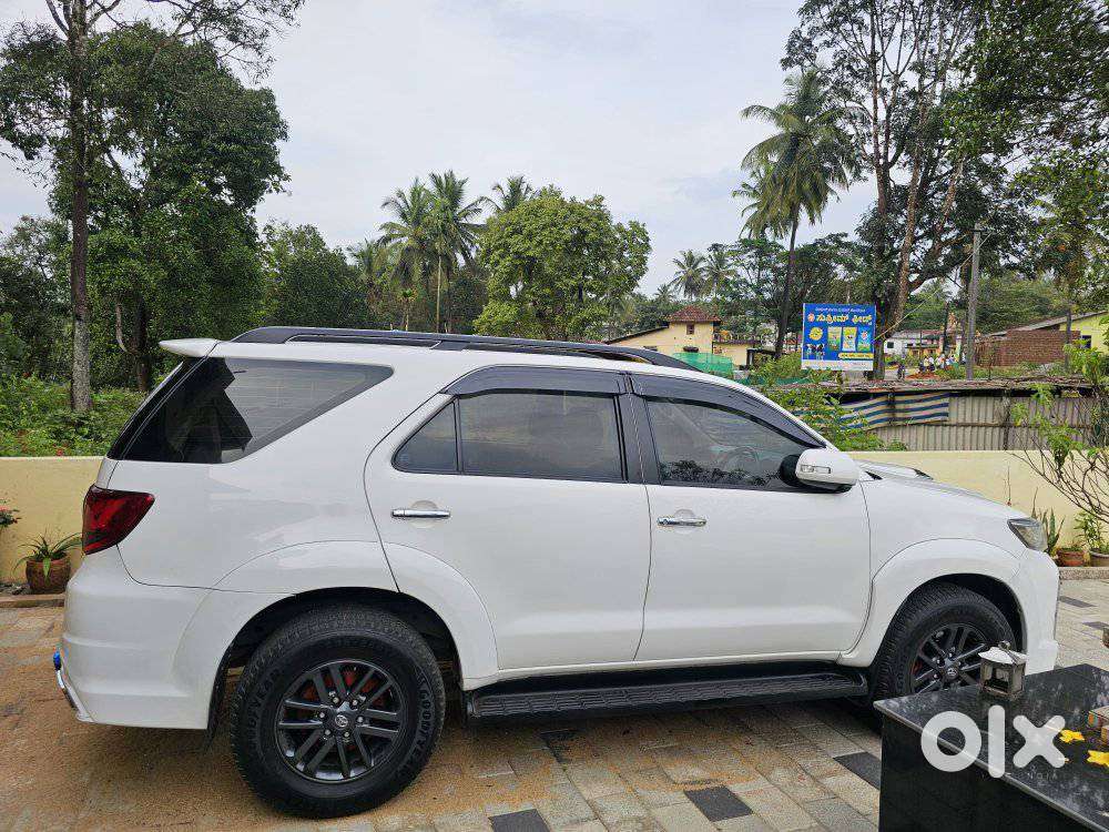 Toyota Fortuner 3.0 4x2 Automatic, 2014, Diesel
