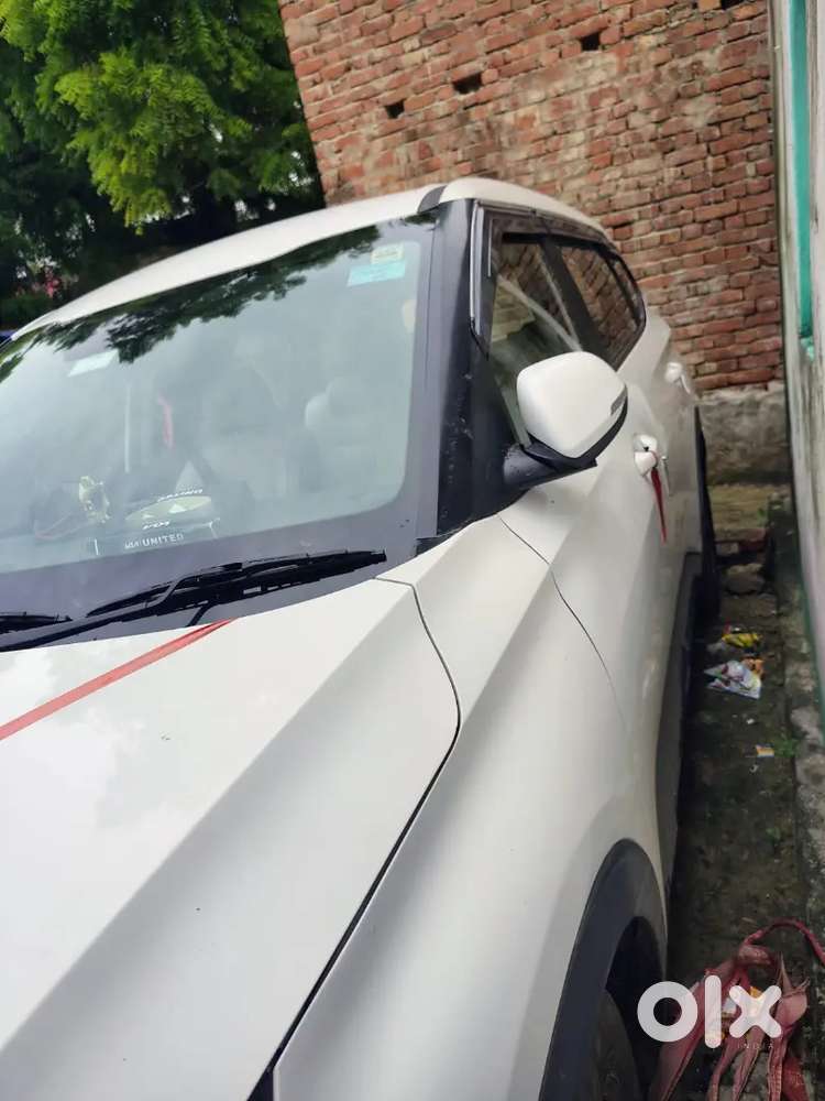 Kia Carens Clavis 2025 Petrol Manual 7-seater