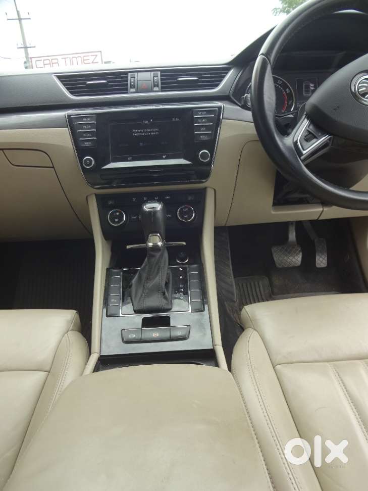 Skoda Superb Style 1.8, 2016, Petrol