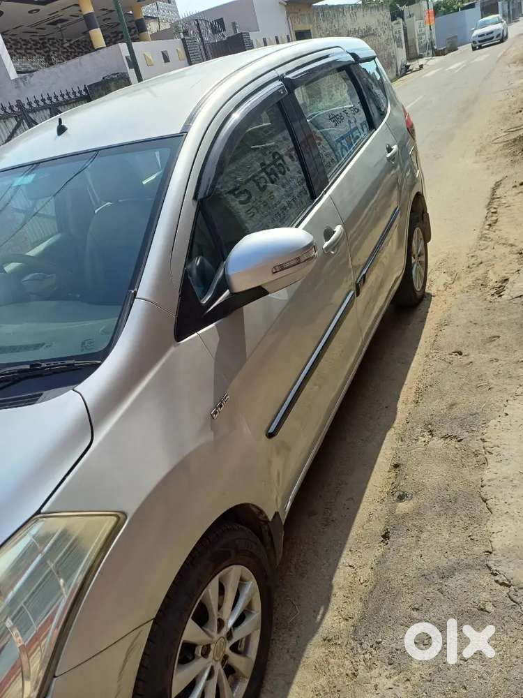Maruti Suzuki Ertiga 2012