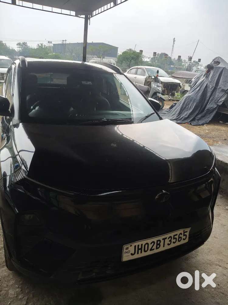 Tata Nexon 2025 Petrol 49000 Km Driven
