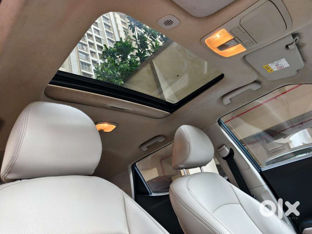 Mahindra Xuv300 W8 (o) 1.5 Diesel Amt, 2019, Diesel