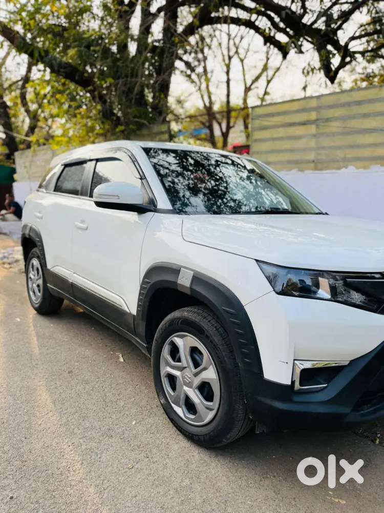 Maruti Suzuki Brezza 2025 Petrol 4000 Km Driven