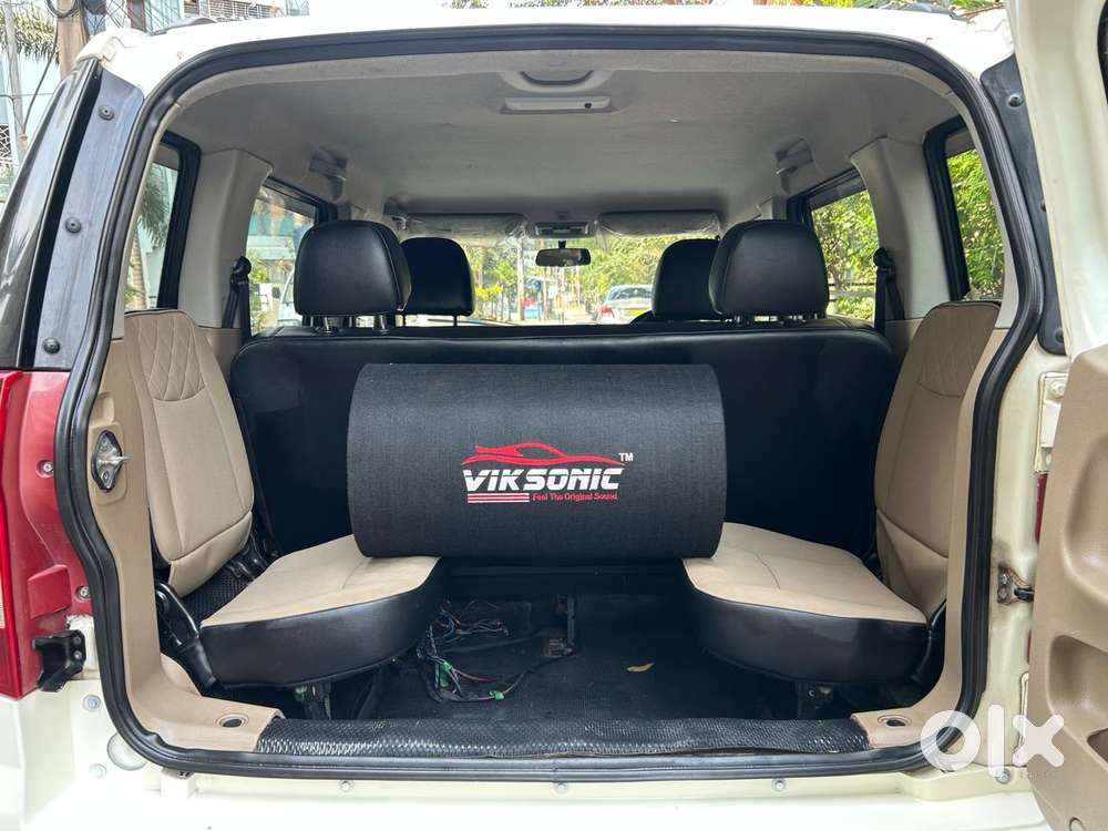 Mahindra Tuv 300 T10, 2018, Diesel