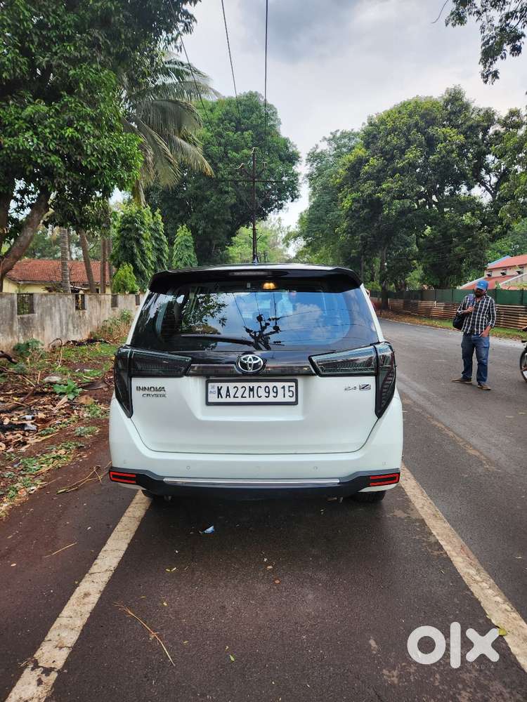 Toyota Innova Crysta 2022 Diesel 56000 Km Driven