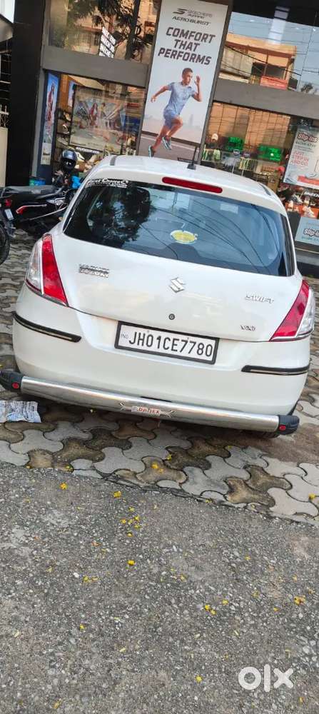 Maruti Suzuki Swift Vxi 2016