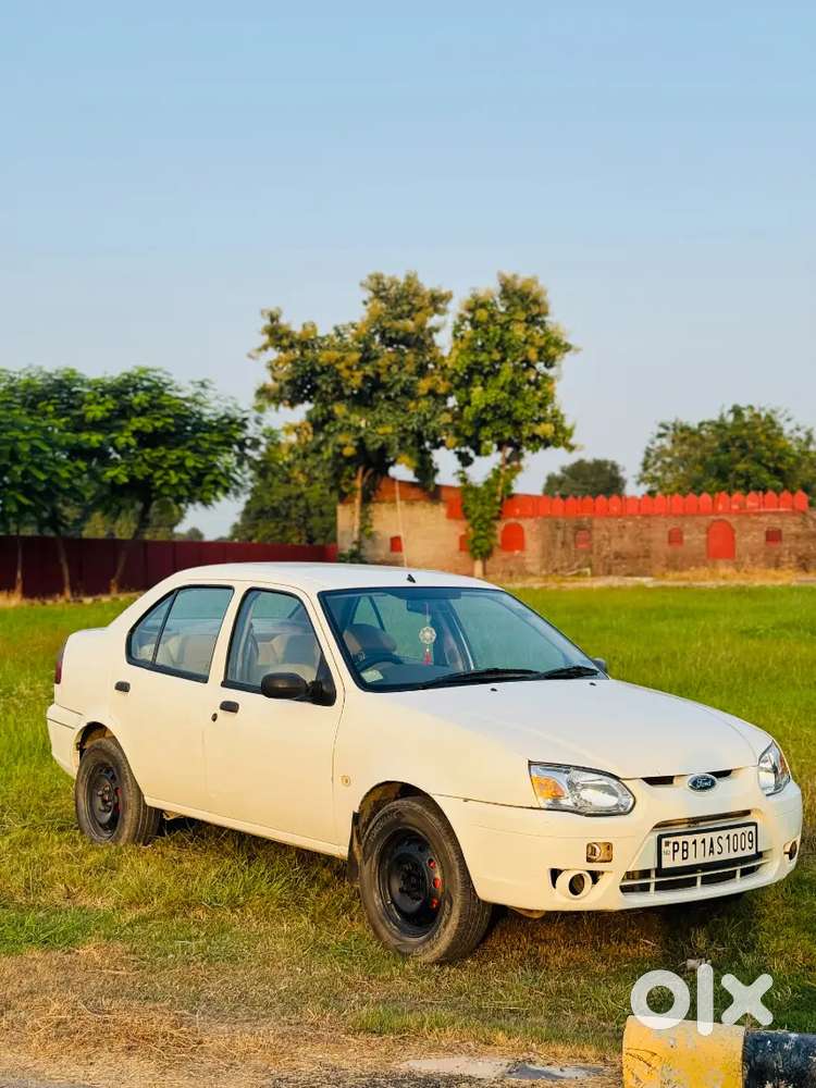 Ford Ikon Zxi Diesel 2010