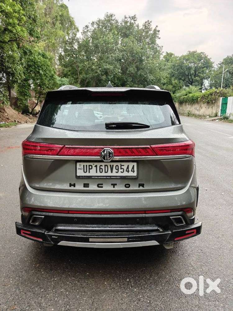 Mg Hector Sharp Pro 1.5 Turbo Cvt Dual Tone, 2023, Petrol