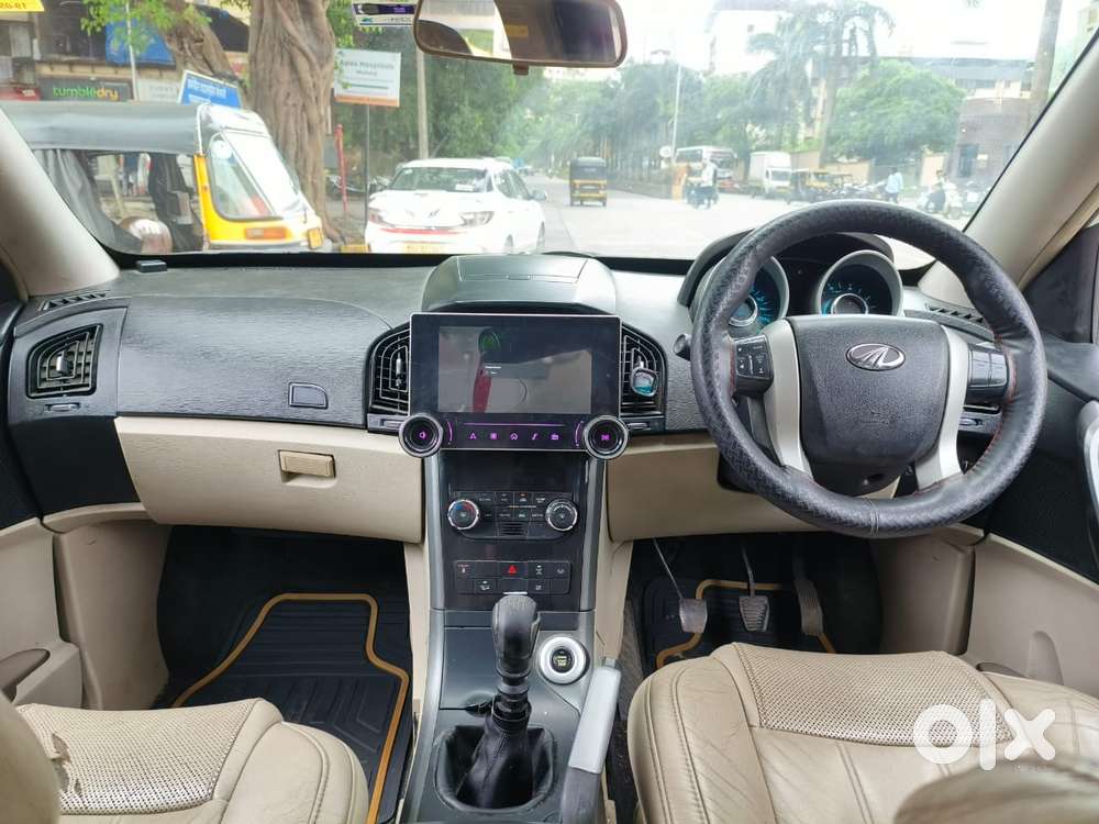Mahindra Xuv500 W8, 2016, Petrol