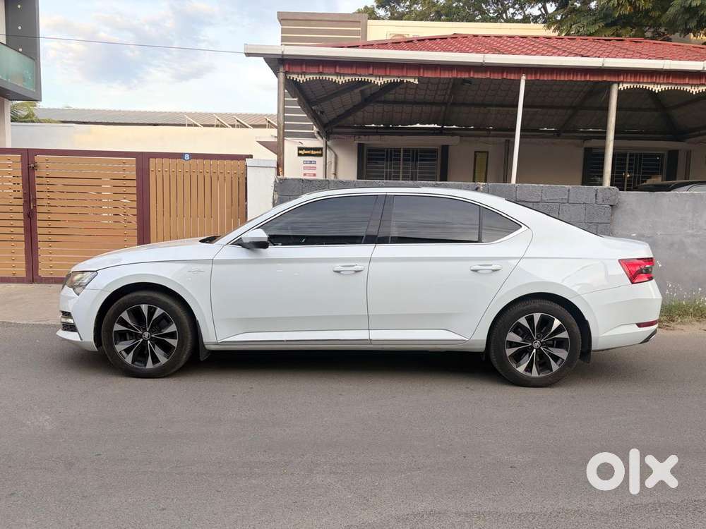 Skoda Superb 2.0 Tsi At L&k, 2020, Petrol