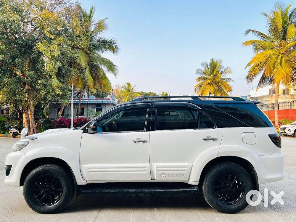 Toyota Fortuner 3.0 4x4 Manual, 2015, Diesel
