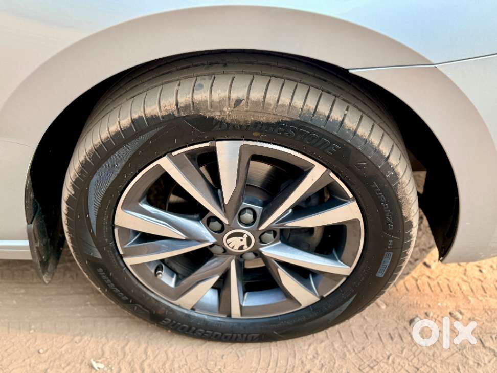 Skoda Slavia 1.0 Tsi Style, 2022, Petrol