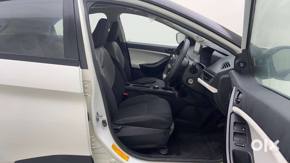 Tata Nexon Pure 1.2 S Revotron Petrol 6 Mt, 2023, Petrol