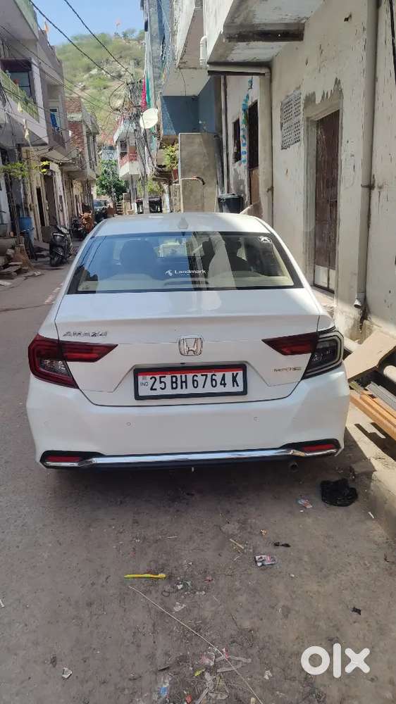 Brand New Condition Vehicle Is Non Accidental