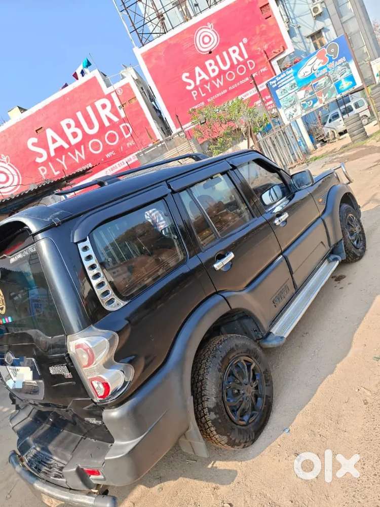 Mahindra Scorpio Diesel 2016 Variant S2