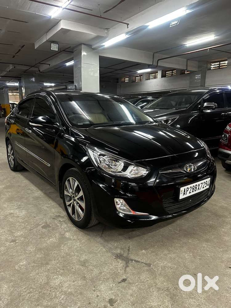 Hyundai Verna Petrol 2013