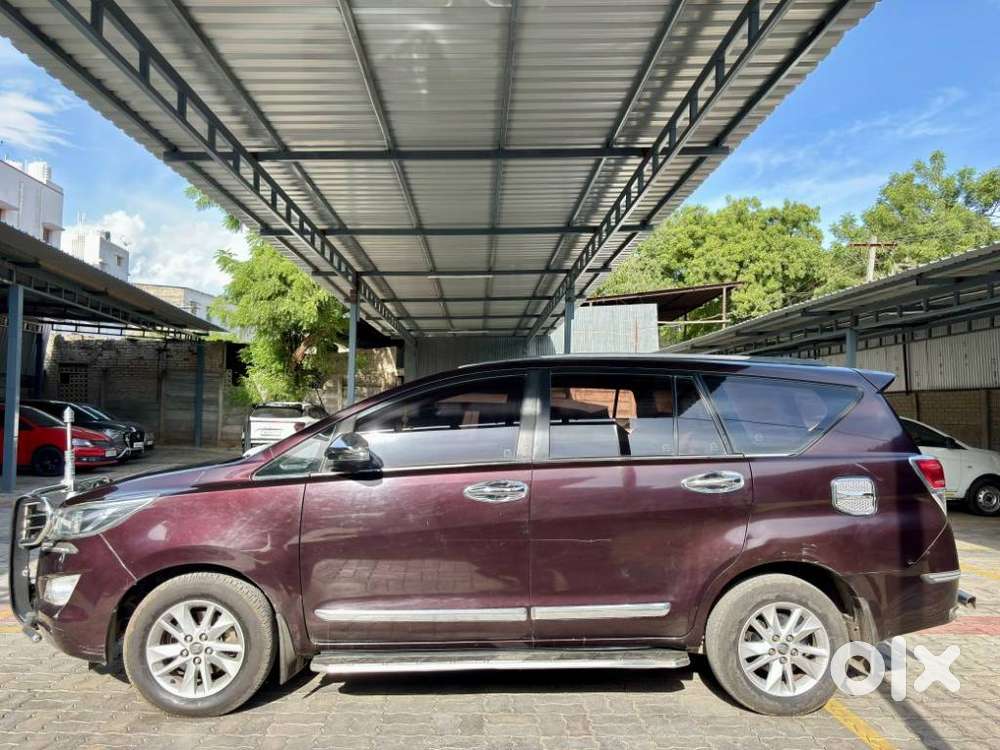 Toyota Innova Crysta 2.4 G Mt, 2019, Diesel