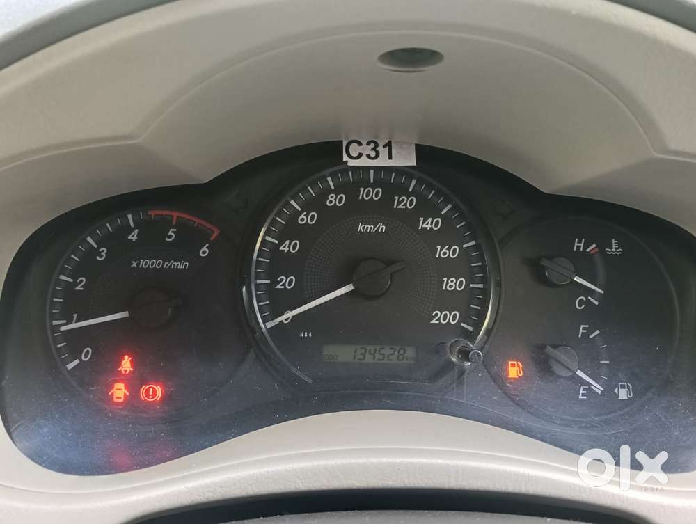 Toyota Innova 2.5 G (diesel) 7 Seater Bs Iv, 2014, Diesel