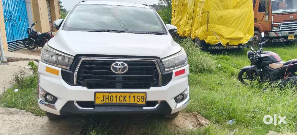 Toyota Innova Crysta 2017