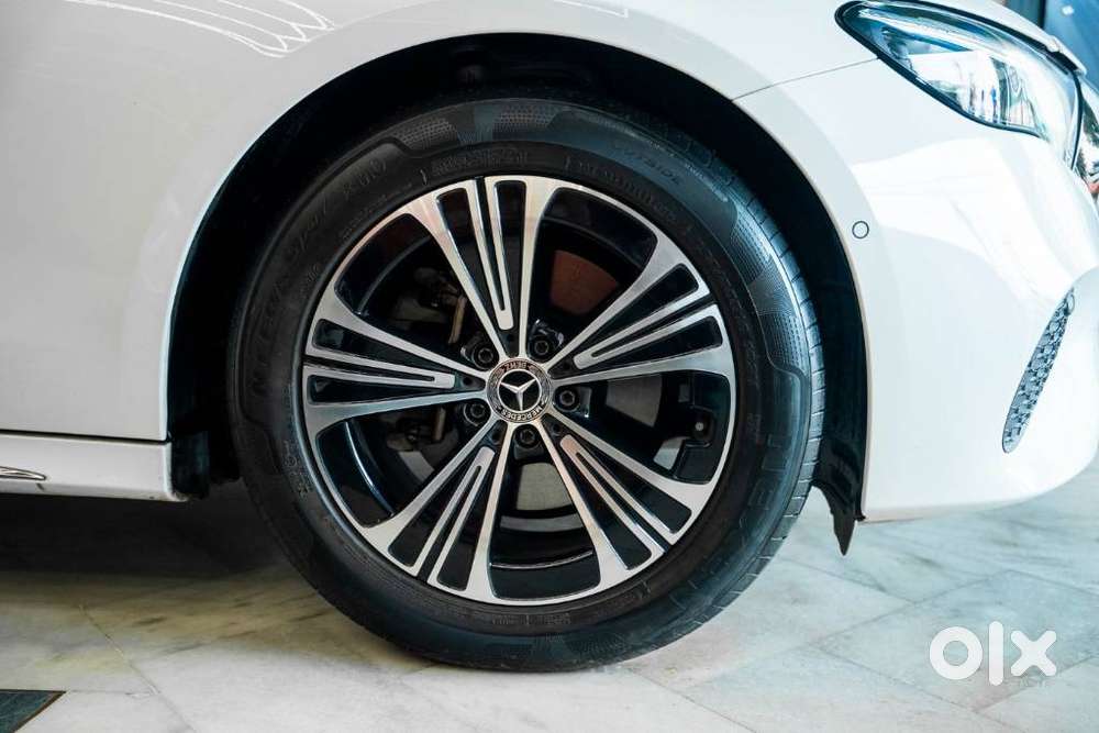 Mercedes-benz E-class 200, 2025, Petrol