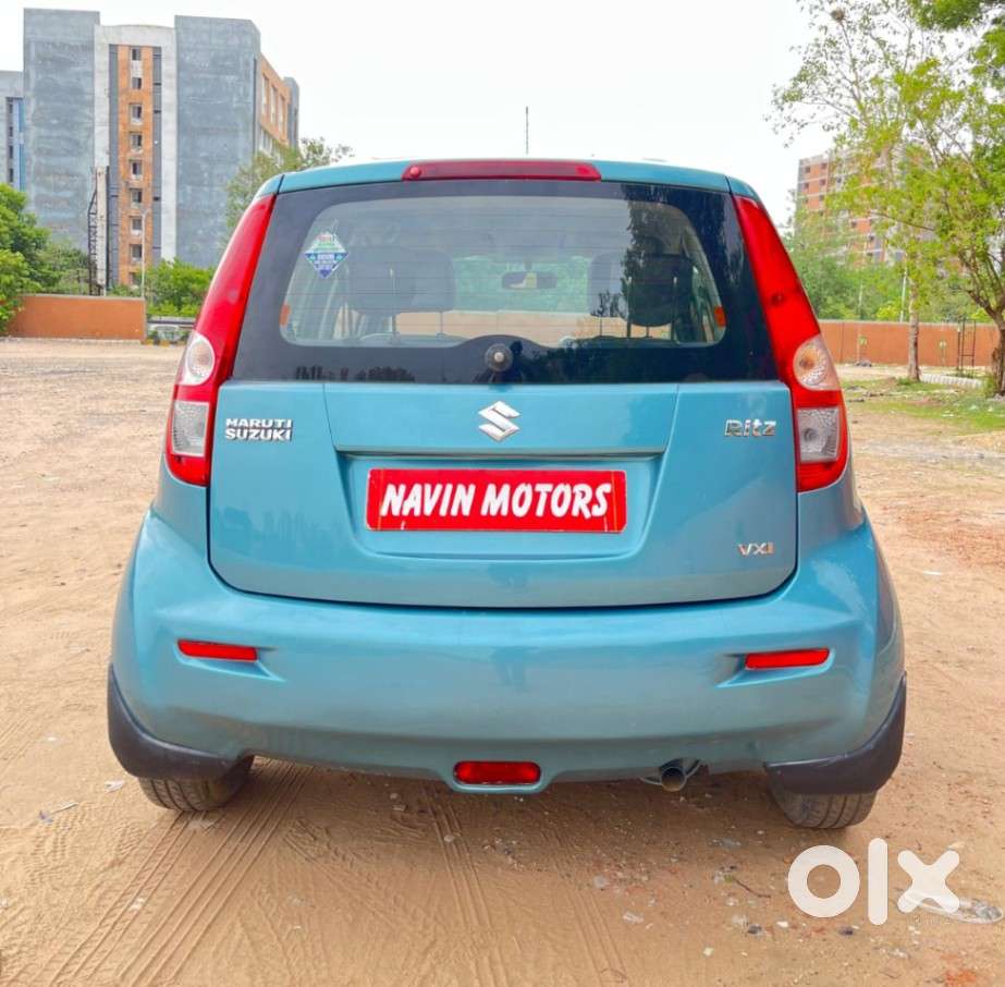 Maruti Suzuki Ritz Vxi, 2011, Petrol