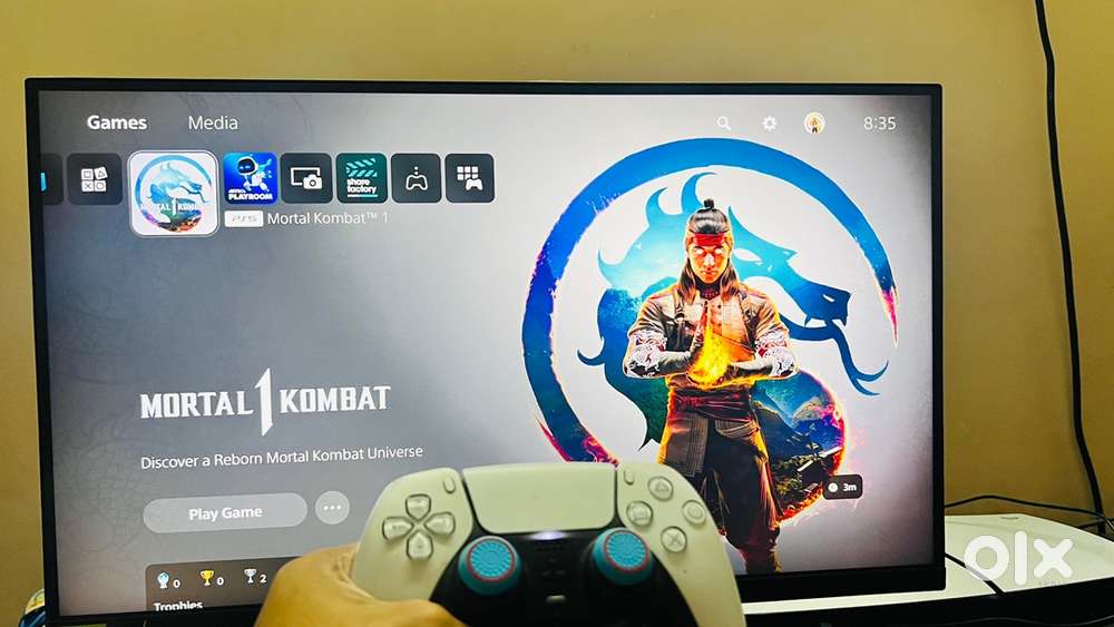 Ps5 digital edition with box and mortal kombat 1.