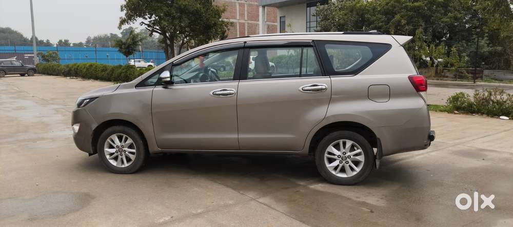 Toyota Innova Crysta 2.8z Automatic, 2017, Diesel