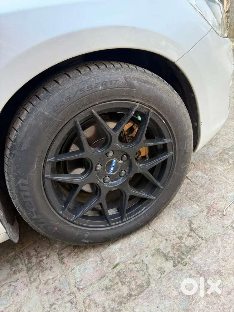 Luxury Safe And Reliable Car
